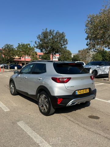 קיה סטוניק