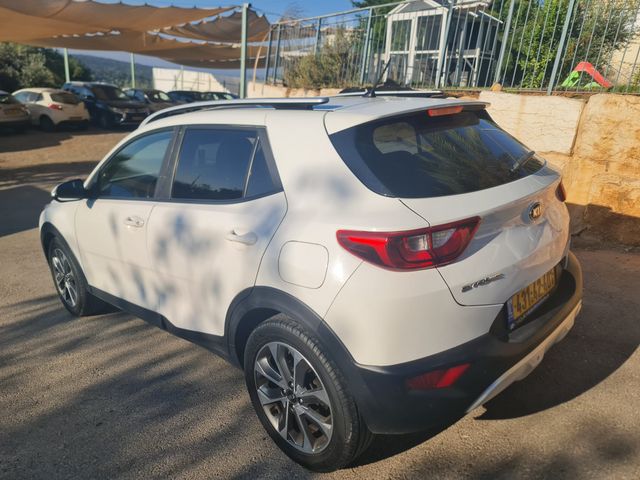 קיה סטוניק