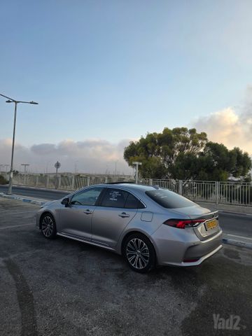 טויוטה קורולה