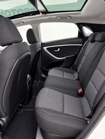 יונדאי i30
