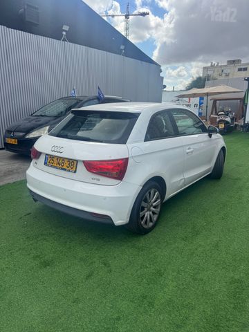 אאודי A1
