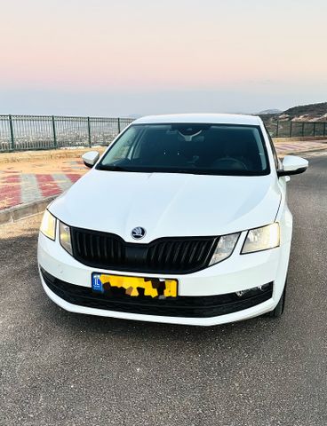 סקודה אוקטביה