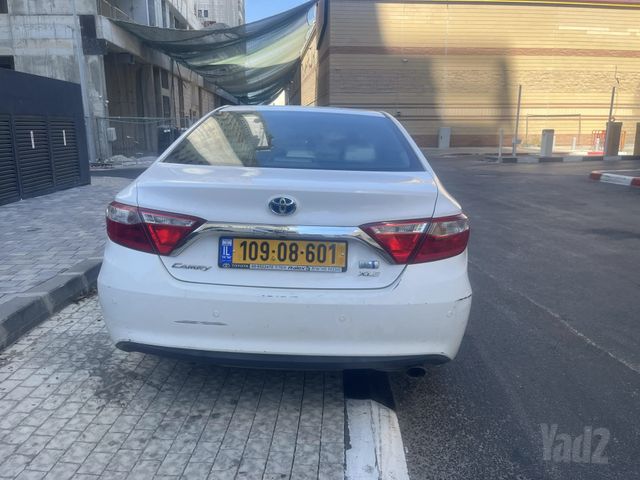 טויוטה קאמרי