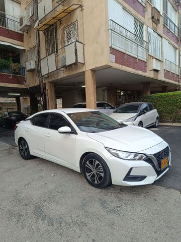 ניסאן סנטרה