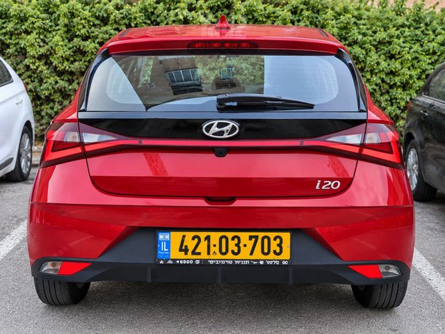 יונדאי i20