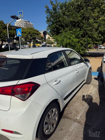 יונדאי i20