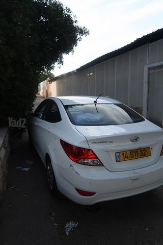 יונדאי אקסנט i25