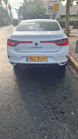 רנו מגאן