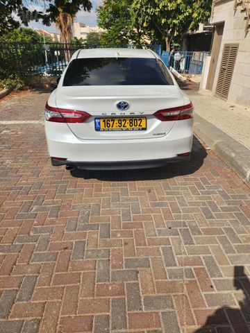 טויוטה קאמרי