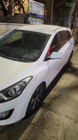יונדאי i30