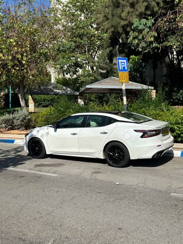 מודעת רכב ניסאן מקסימה