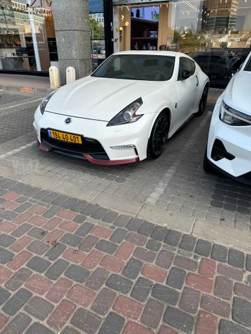 מודעת רכב ניסאן 370Z