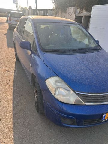 ניסאן טידה