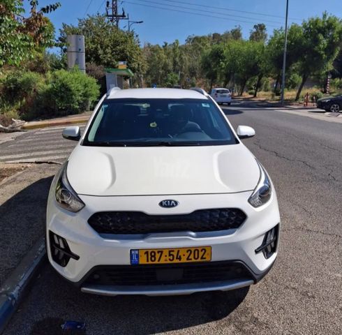 קיה נירו