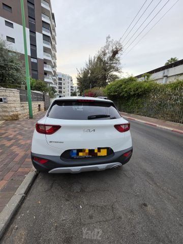מודעת רכב קיה סטוניק