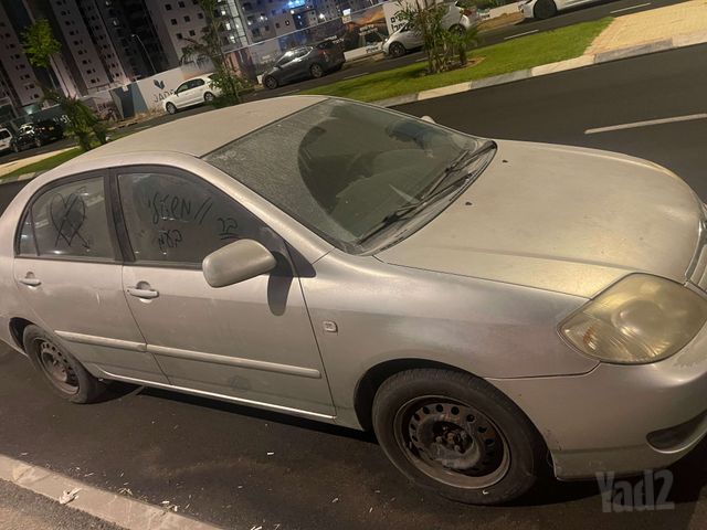 טויוטה קורולה