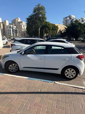 מודעת רכב יונדאי i20