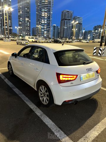 מודעת רכב אאודי A1