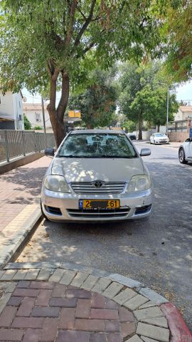 טויוטה קורולה