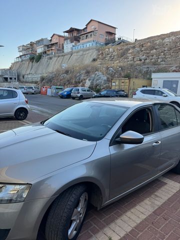 סקודה אוקטביה