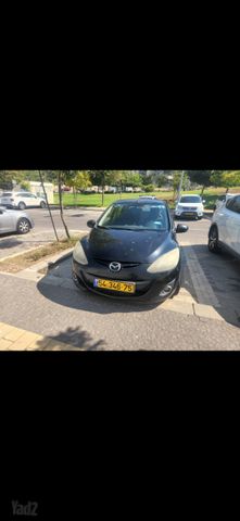 מודעת רכב מאזדה 2