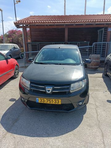 דאצ'יה סנדרו