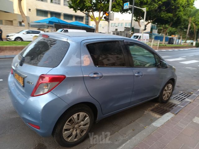 טויוטה יאריס