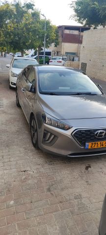 יונדאי איוניק