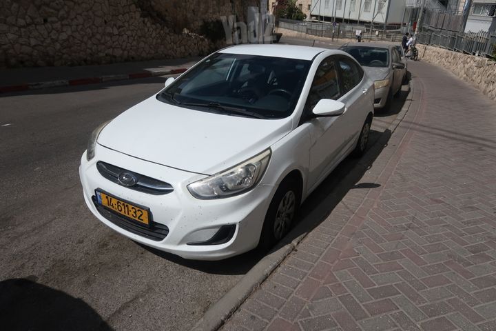 יונדאי אקסנט i25