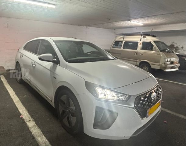 יונדאי איוניק