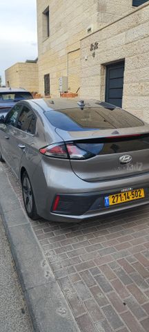 יונדאי איוניק