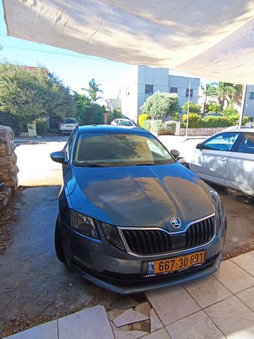 סקודה אוקטביה