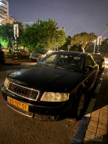 אאודי A4