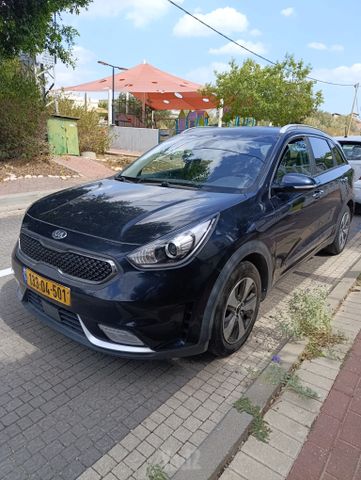 קיה נירו