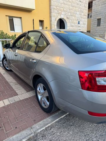 סקודה אוקטביה