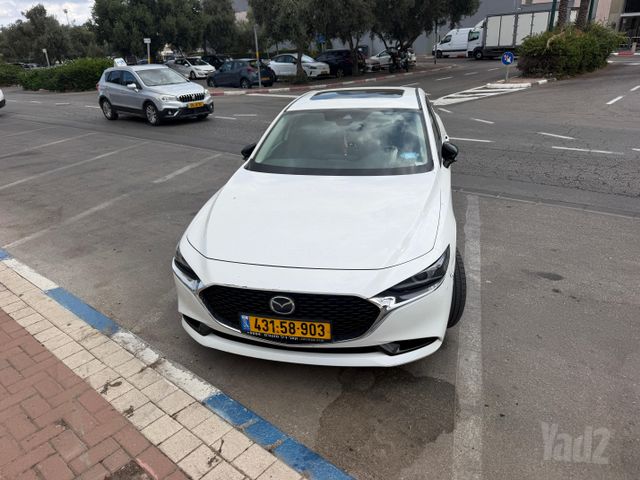 מאזדה 3
