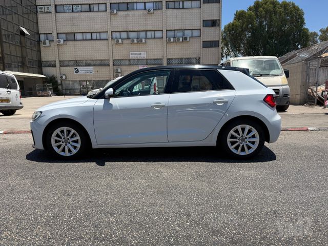 אאודי A1
