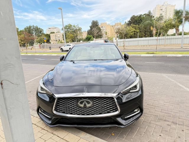 אינפיניטי Q60