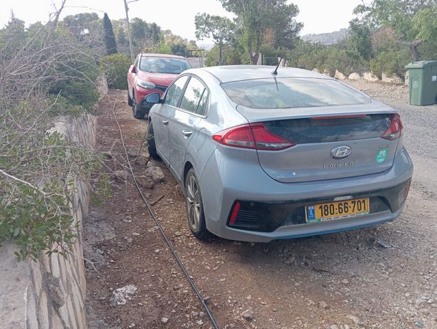 יונדאי איוניק