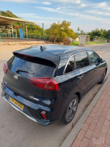 קיה נירו