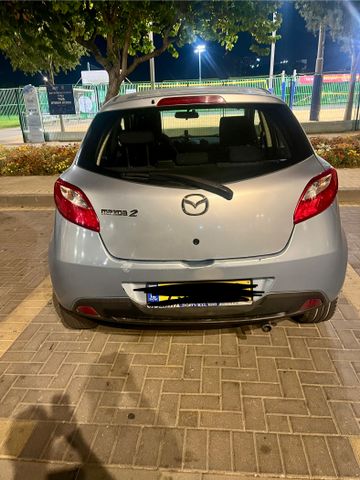 מודעת רכב מאזדה 2