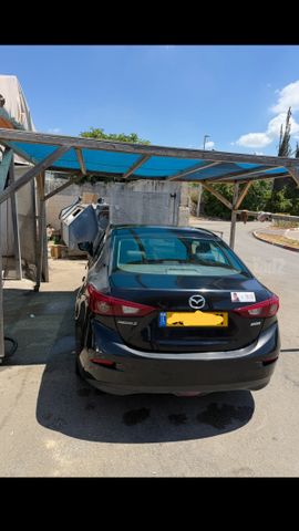 מאזדה 3