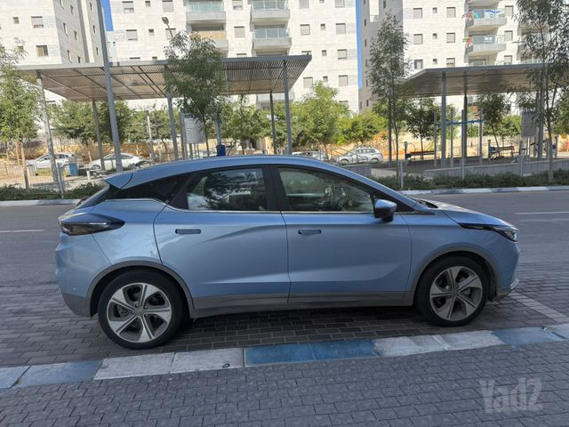 ג׳ילי Geometry C