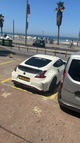 ניסאן 370Z