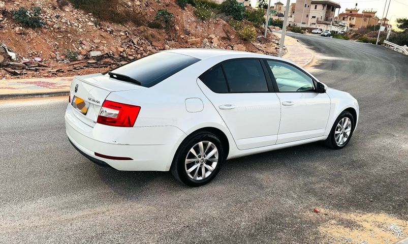 סקודה אוקטביה