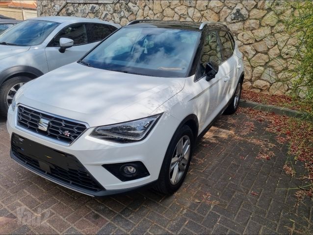 סיאט ארונה