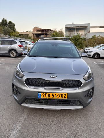 קיה נירו