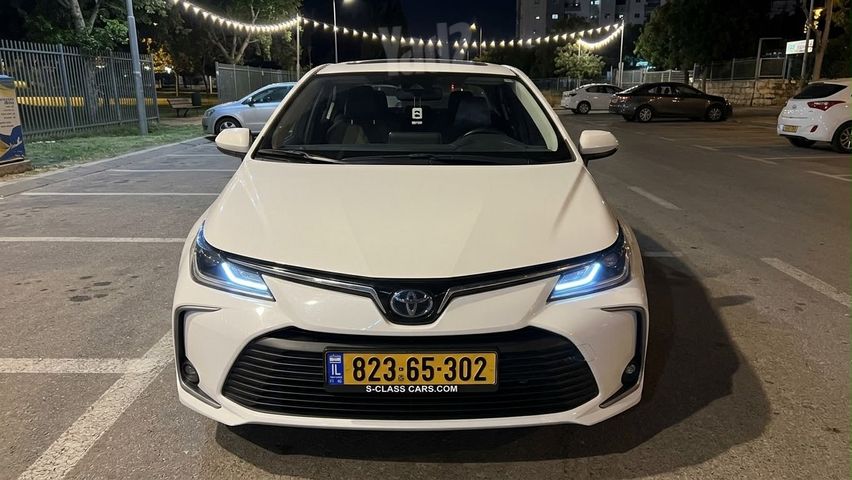 מודעת רכב טויוטה קורולה