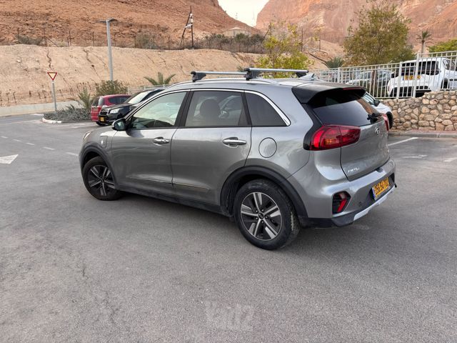 קיה נירו