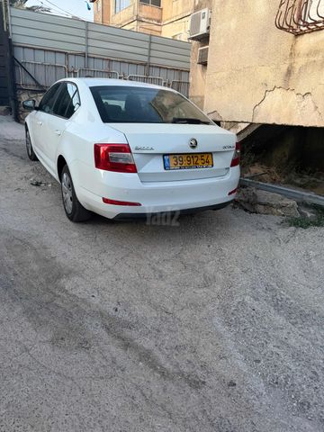 סקודה אוקטביה